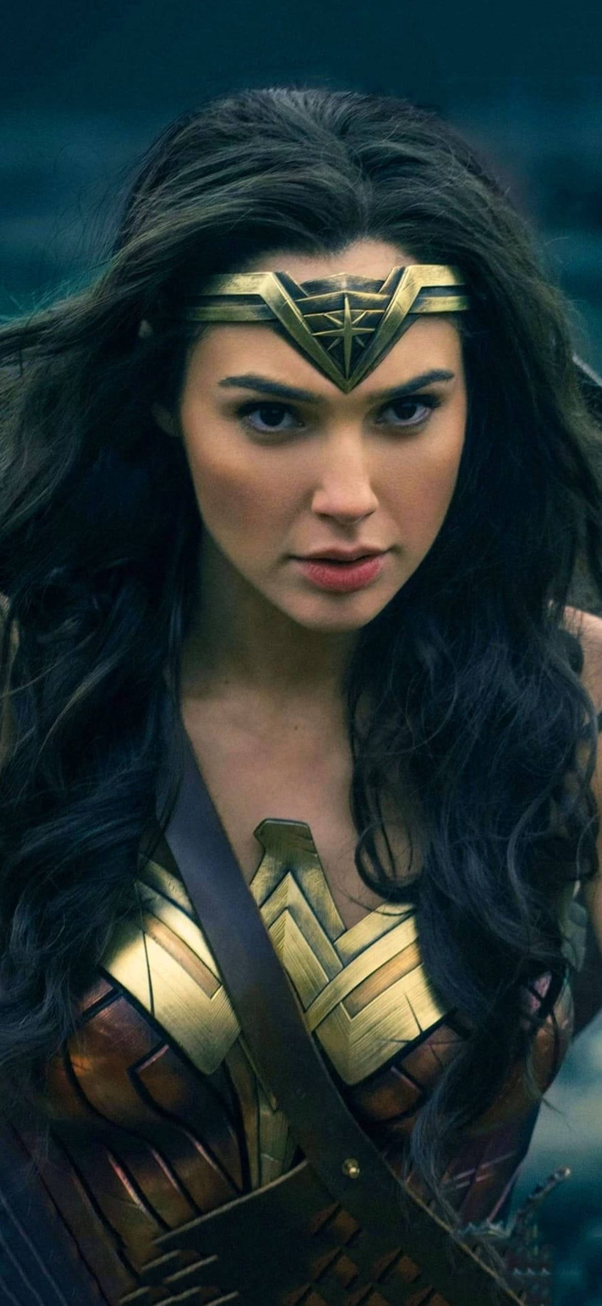 Gal Gadot As Wonder Woman – Ultra HD iPhone 18 Superhero Wallpapers