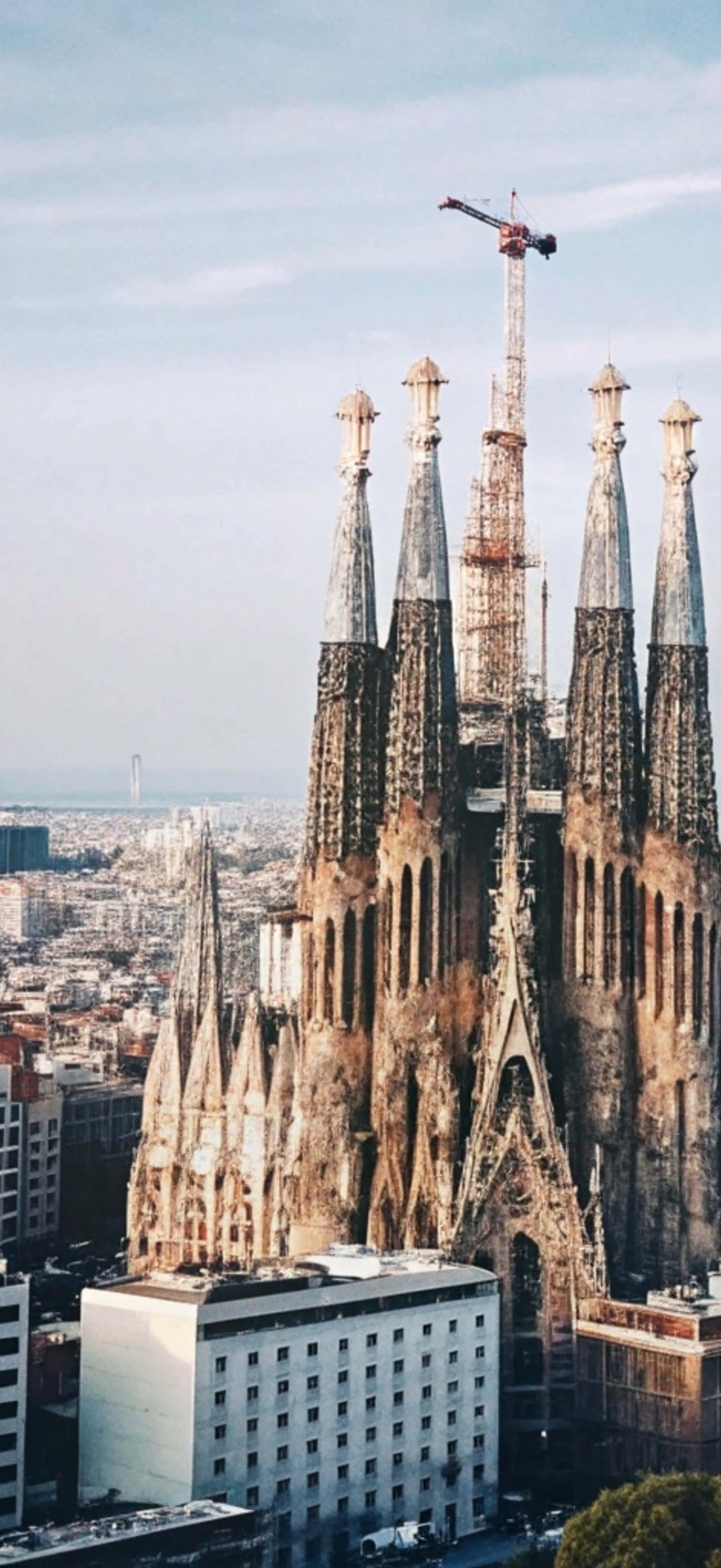 Sagrada Familia – Ultra HD iPhone 18 Landscape Wallpapers